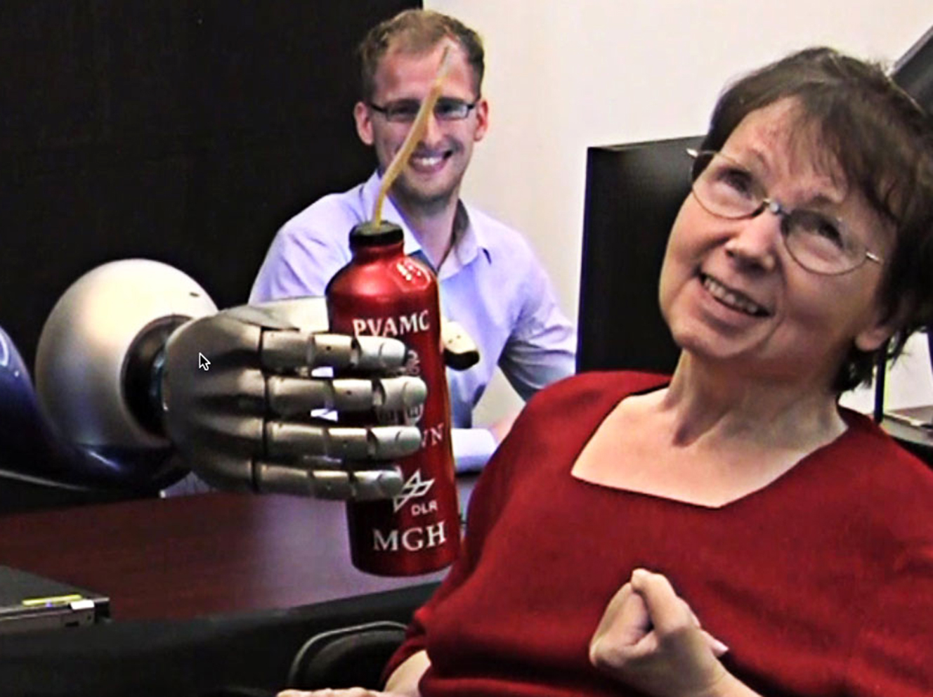 With Robot Arm, BrainGate Turns Thoughts into Action